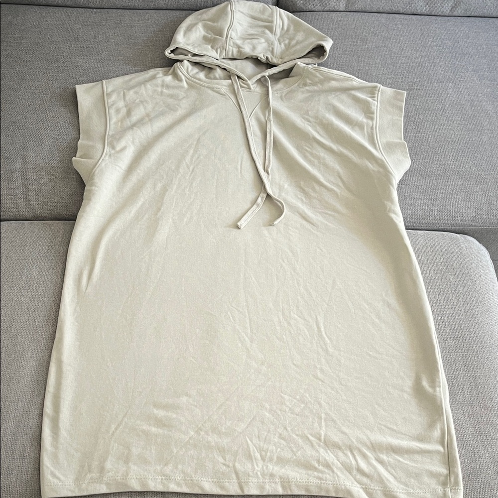 Zara Cream Sleeveless Hooded Sweatshirt dress